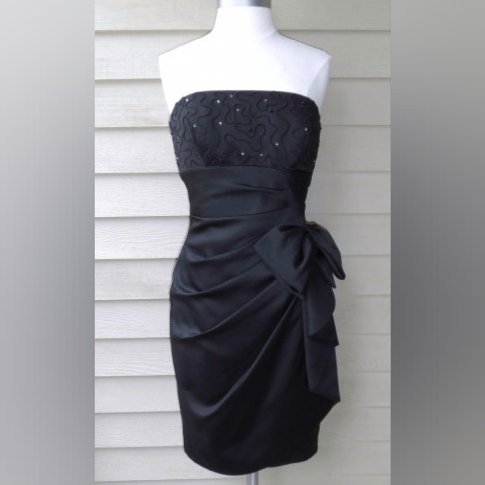 Vintage Lord & Taylor Little Black Dress Size 4